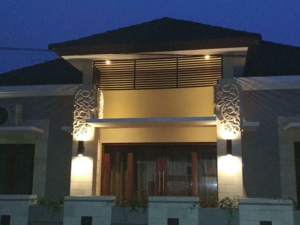 Imperial Villa Syariah Yogyakarta Exterior foto